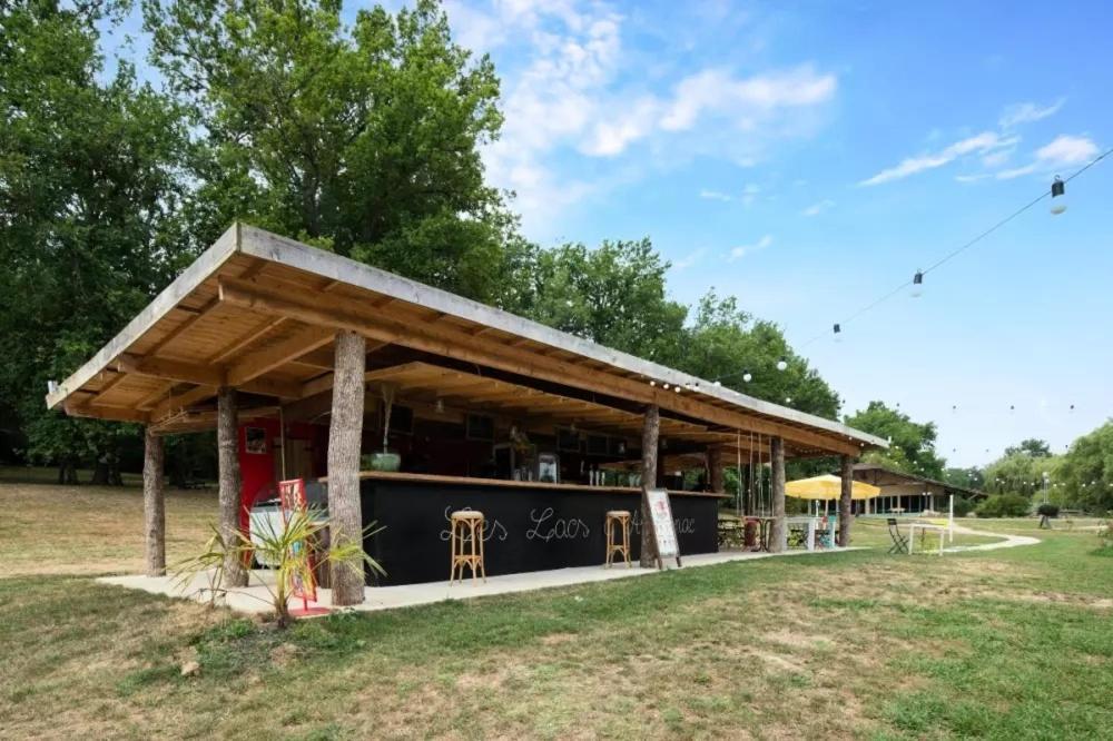 Camping Les Lacs D'Armagnac Bretagne-d'Armagnac Esterno foto